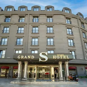 4* Hotel Grand S