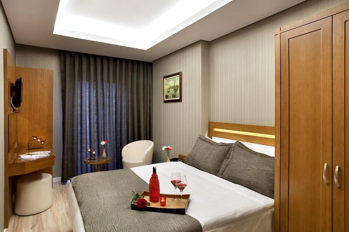 Sorriso Hotel Istanbul 4*,